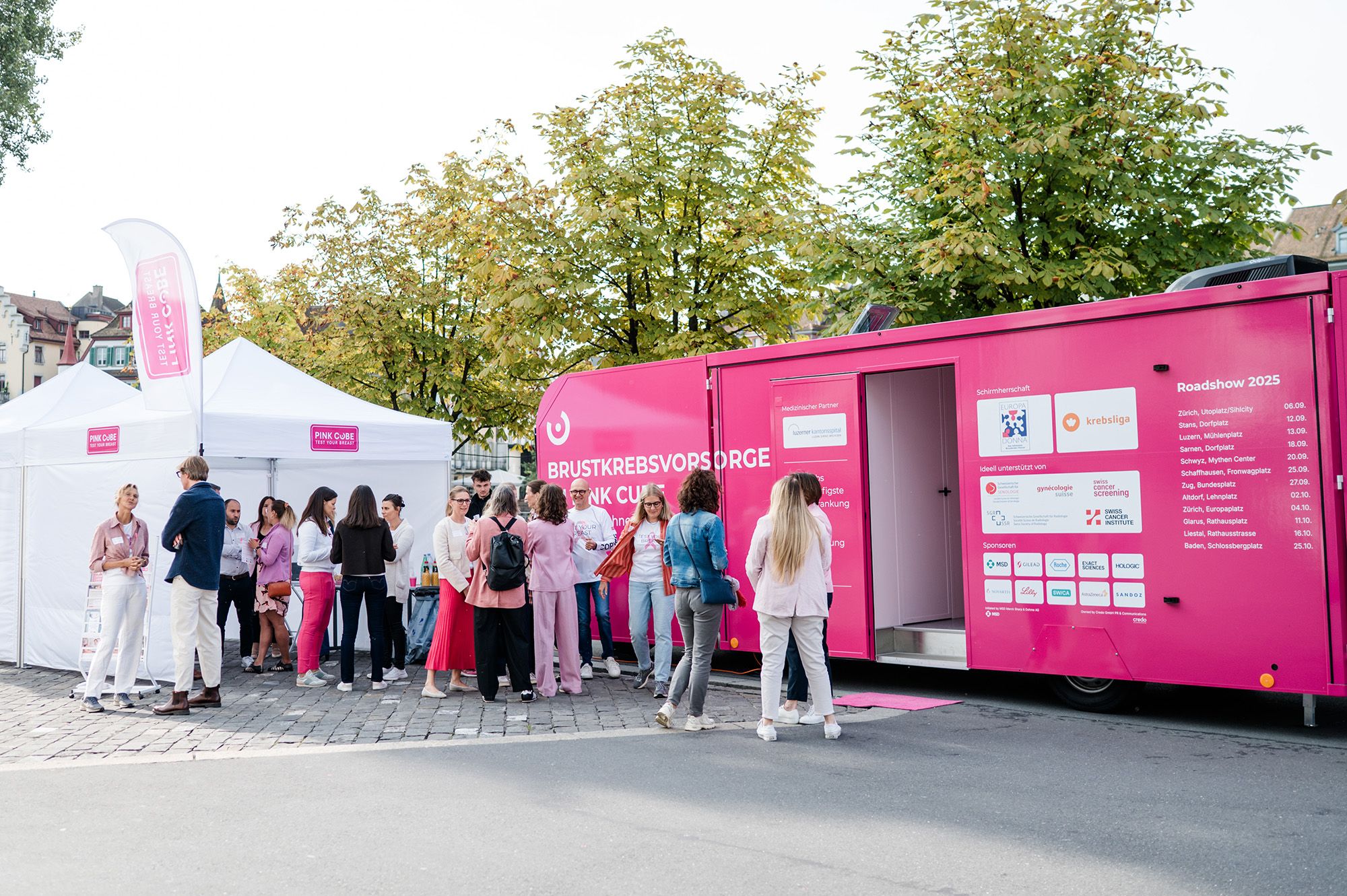 Pink Cube Roadshow 2025, Lucerne